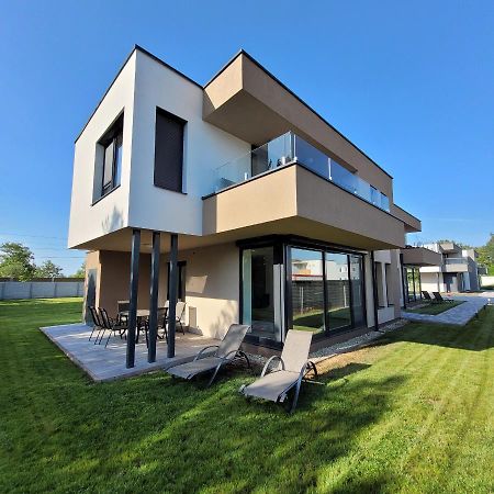 Zea Apartmanhaz Leilighet Balatonfenyves Eksteriør bilde