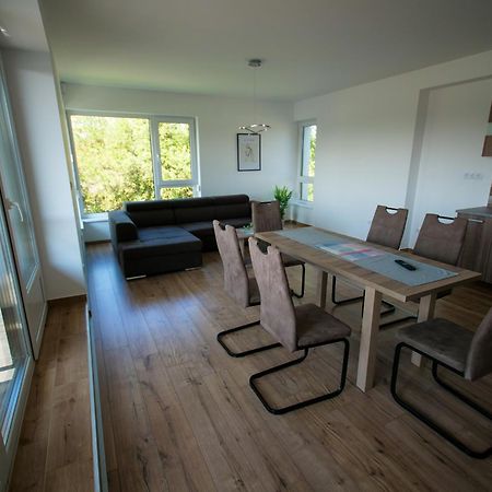 Zea Apartmanhaz Leilighet Balatonfenyves Eksteriør bilde