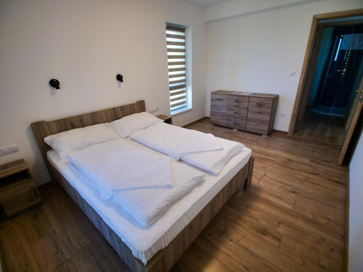 Zea Apartmanhaz Leilighet Balatonfenyves Eksteriør bilde